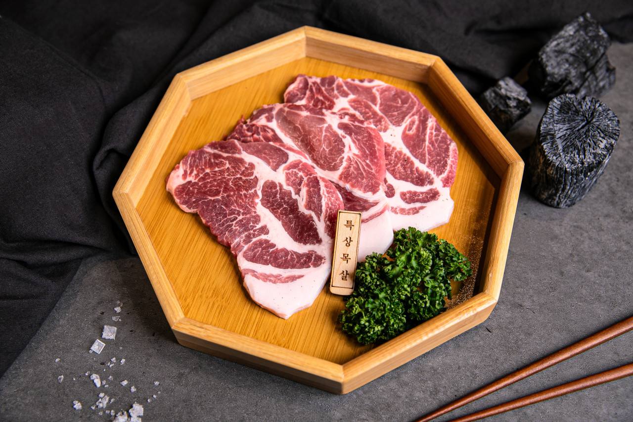 특상목살 로스 Premium Pork Collar (Moksal) — 봉산정육 홍대본점 Korean BBQ (サムギョプサル · 烤肉) menu · 돼지 로스
